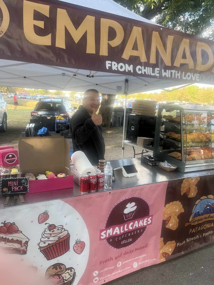 Bariloche Empanadas (Inside Smallcakes)